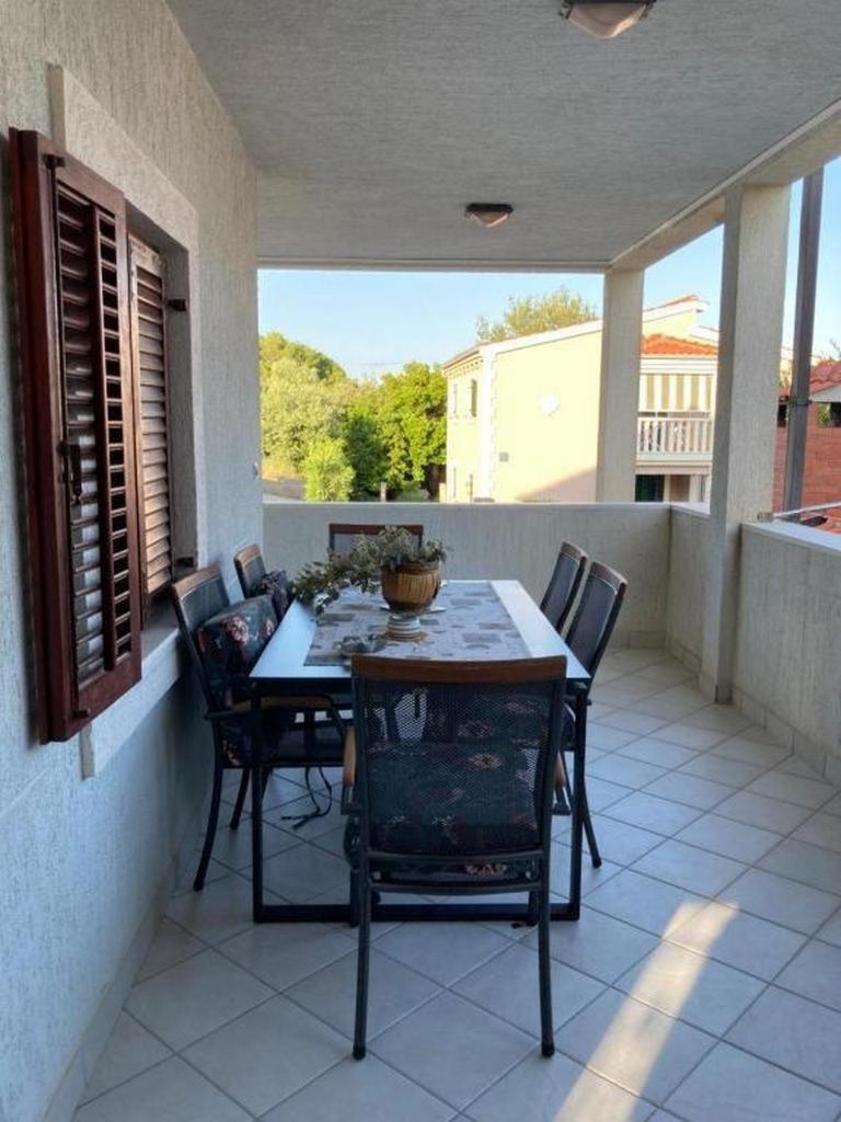 Apartment Milna 8896B Vis Exterior photo